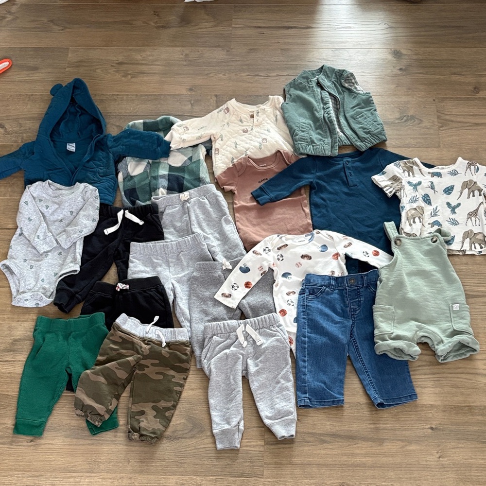 19 piece Carters baby boy bundle 6-9 months